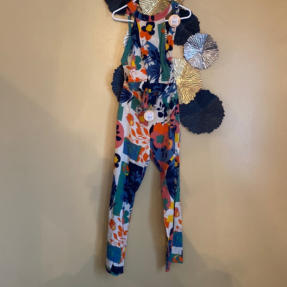 2 pice flower pant set.